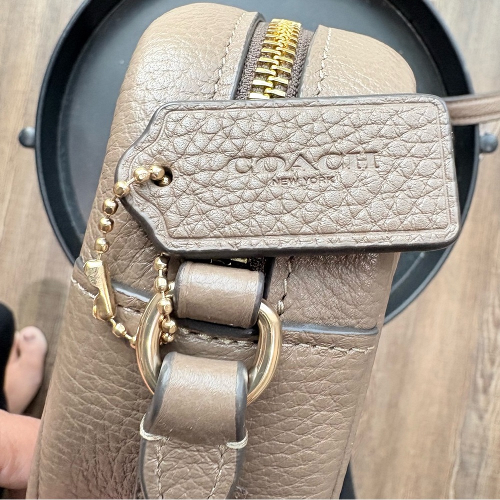 COACH Authentic Taupe Brown Pebbled Leather Crossbody Bag with Gold Hardware - Picture 12 of 16